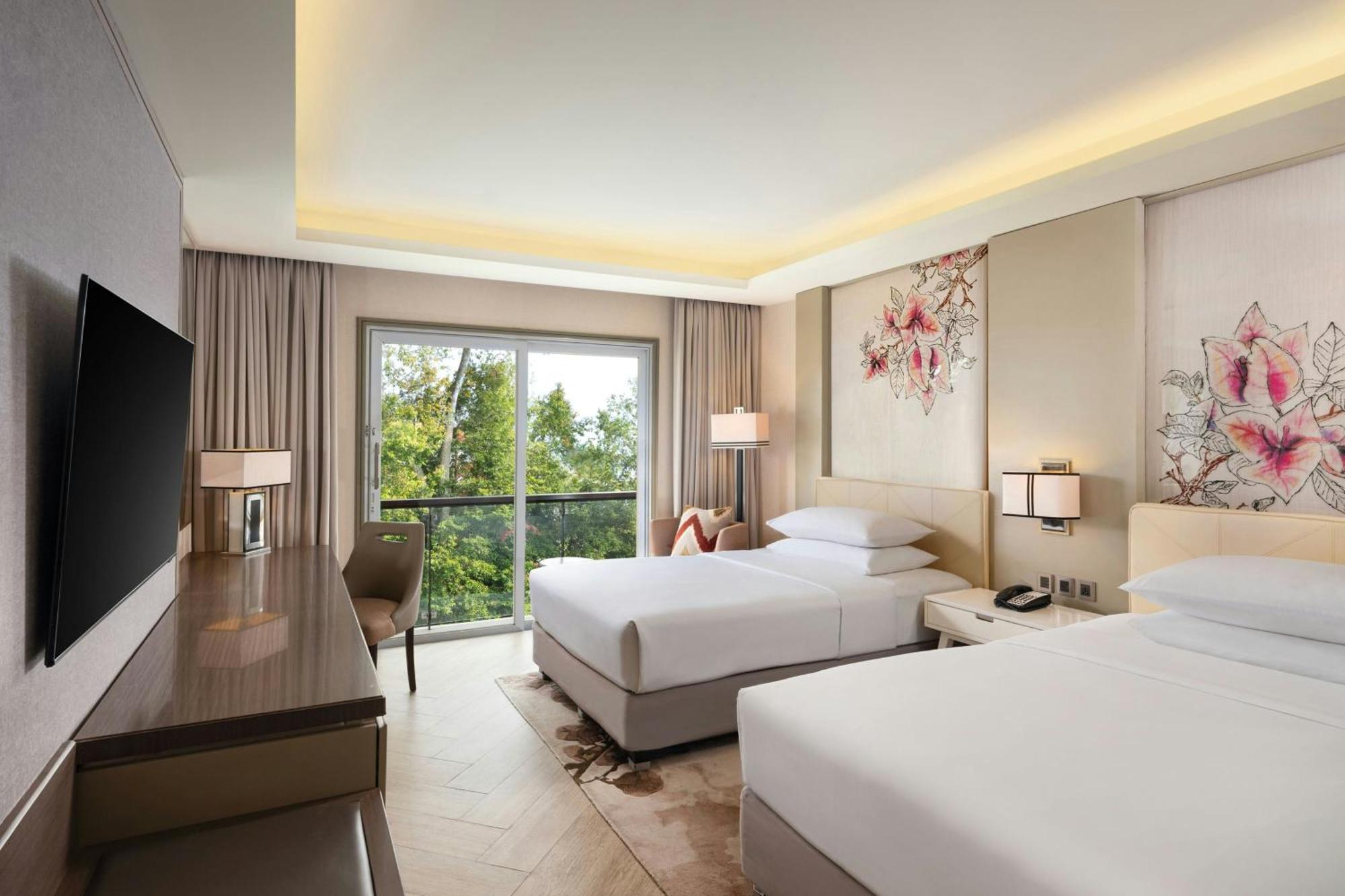 Sheraton Bandung Hotel & Towers Exterior photo